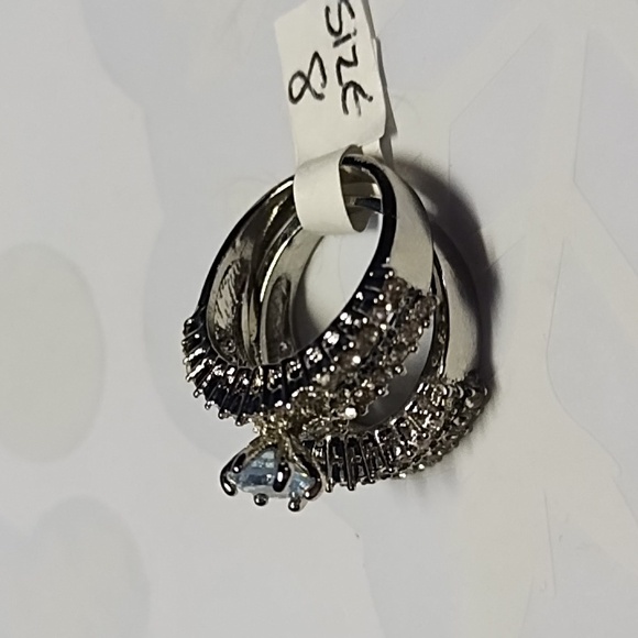 Wedding Engagement Promise Ring Set - Picture 8 of 9